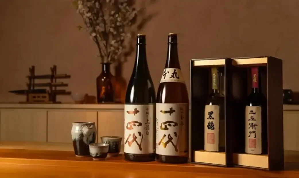 博多祇園 鮨 米八の日本酒と酒器